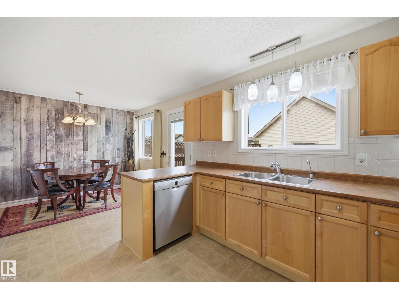 11628 167A AV NW - 8