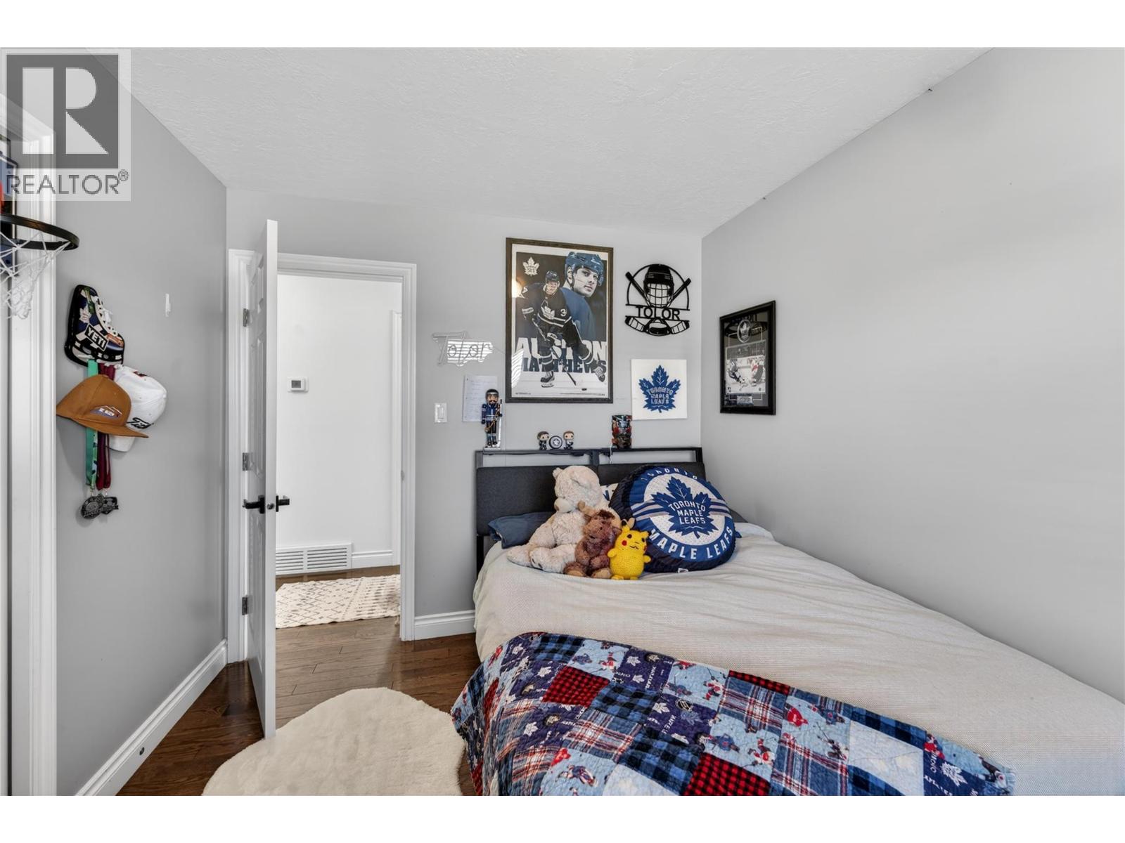 1841 85 Avenue - 21