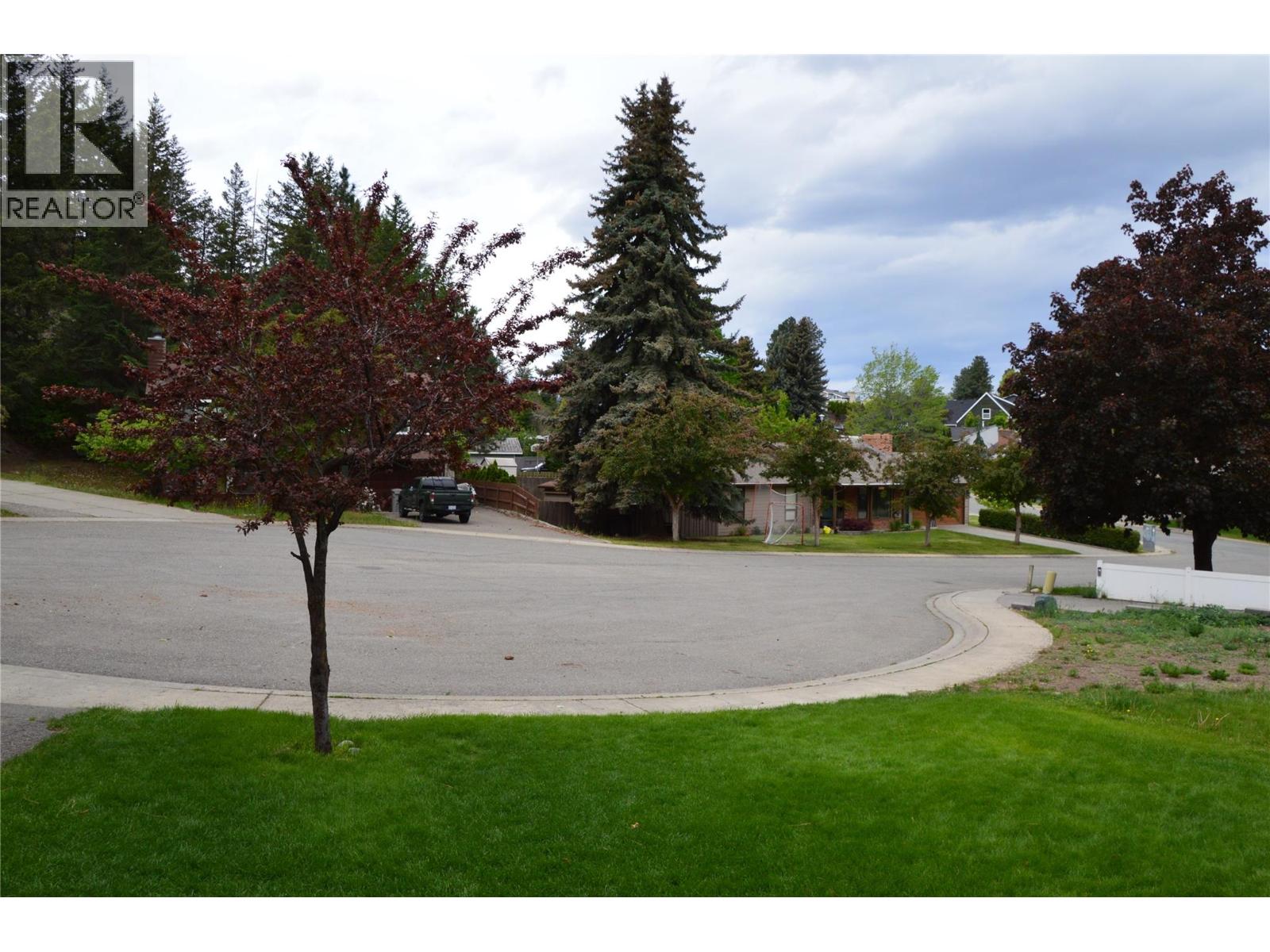 1975 Wentworth Place - 8
