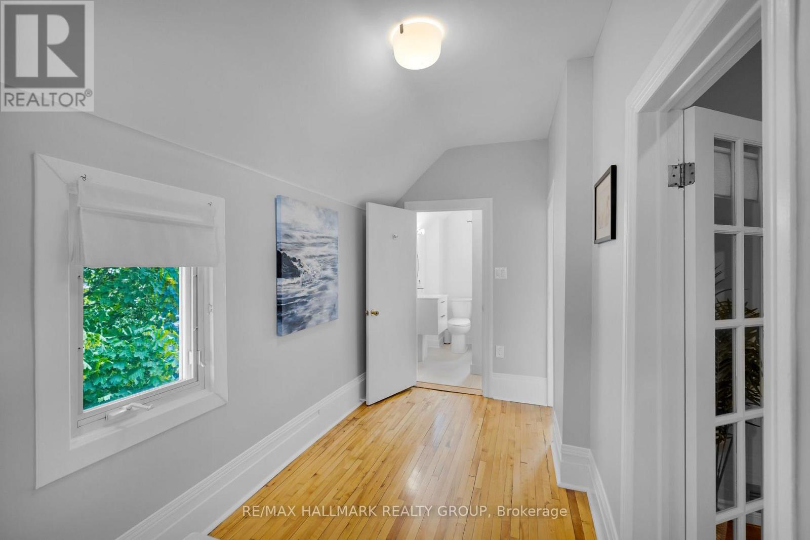 218 CARRUTHERS AVENUE - 27