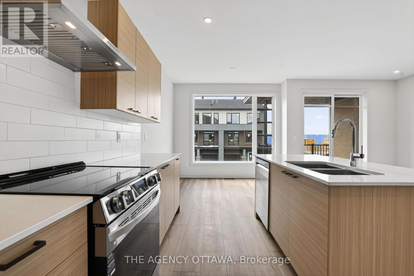 3061 SHOWCASE CRESCENT - 9