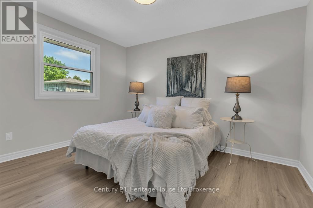 55 DENRICH AVENUE - 19