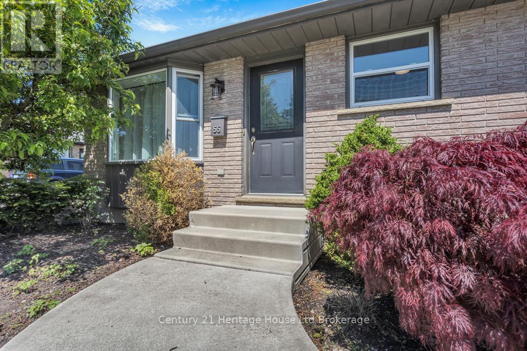55 DENRICH AVENUE - 2