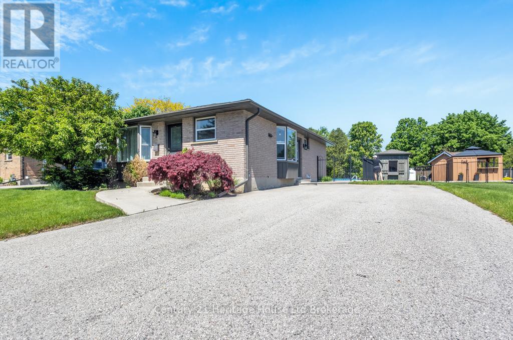 55 DENRICH AVENUE - 4