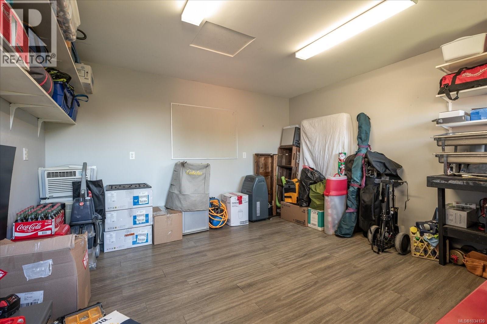 532 Banks Ave W - 38