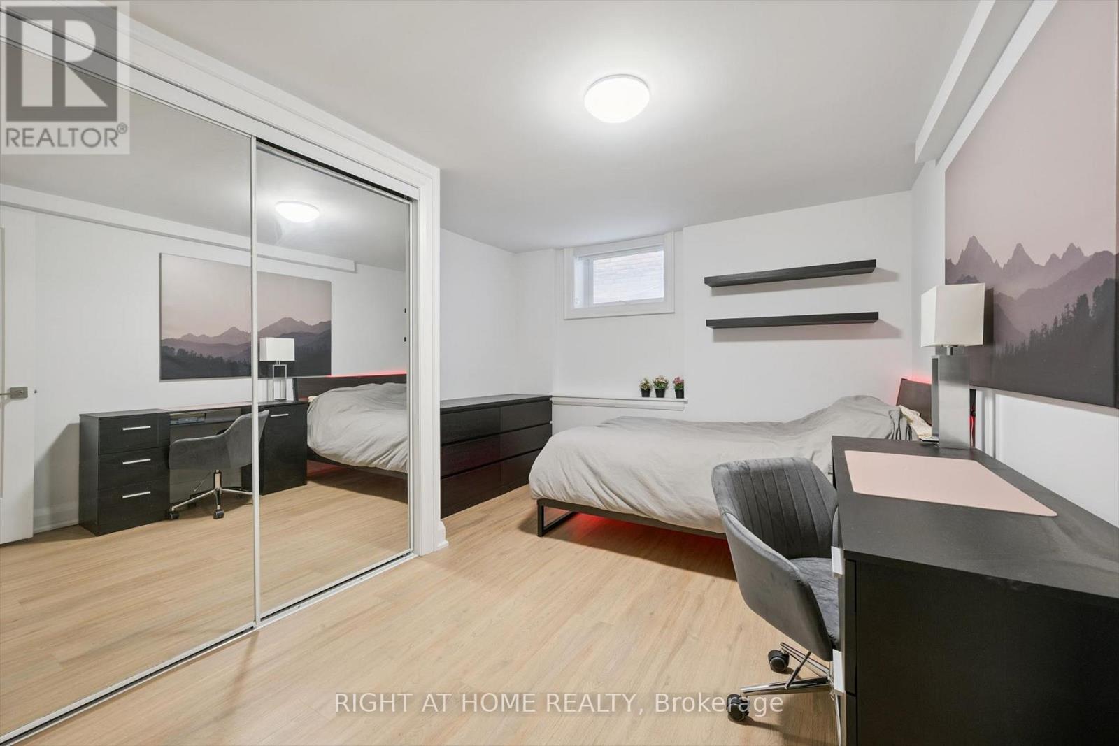 814 COXWELL AVENUE - 18