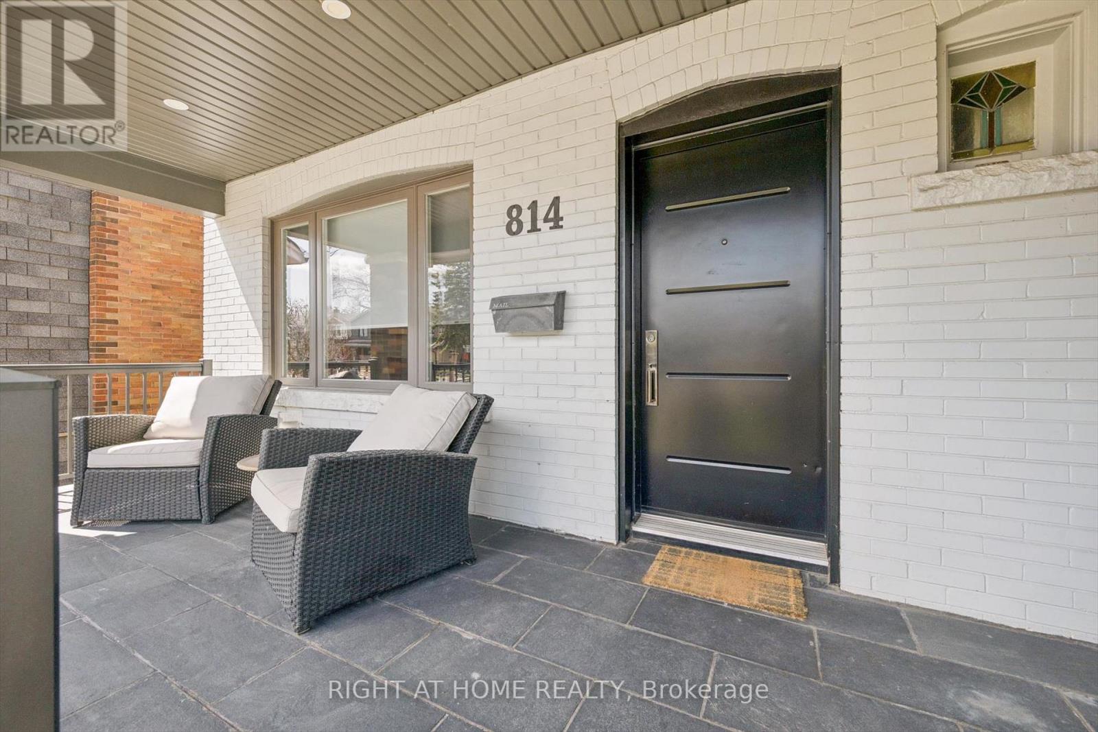 814 COXWELL AVENUE - 26
