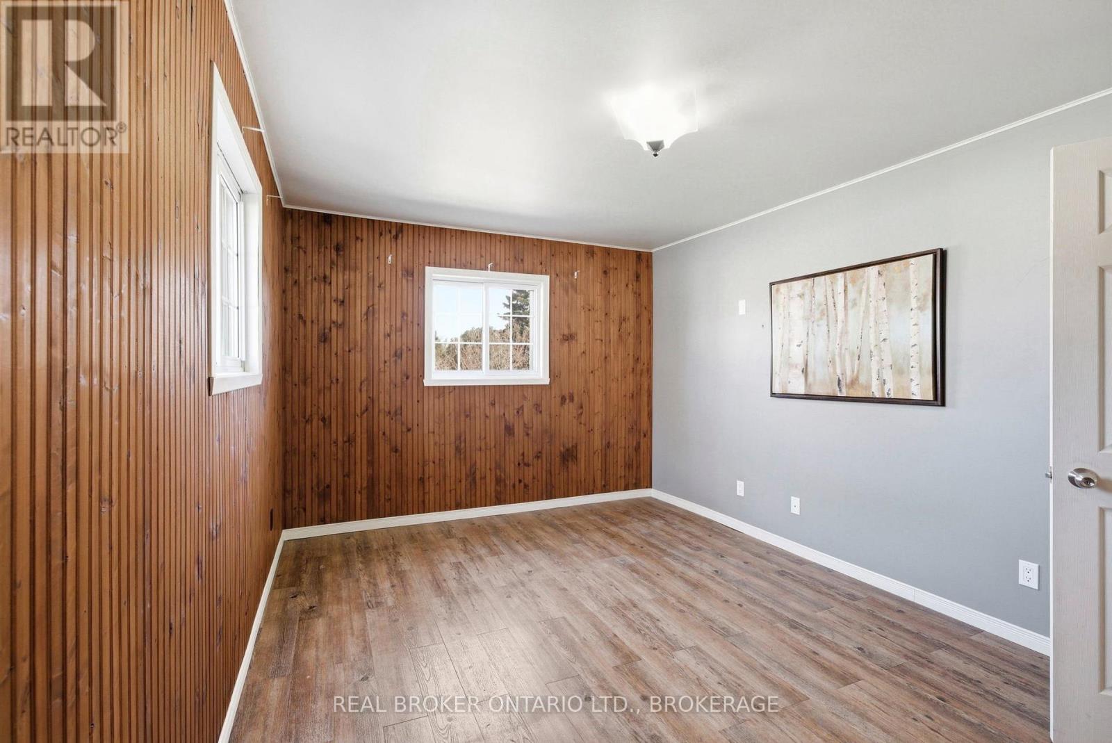 25 DUNBAR AVENUE - 10