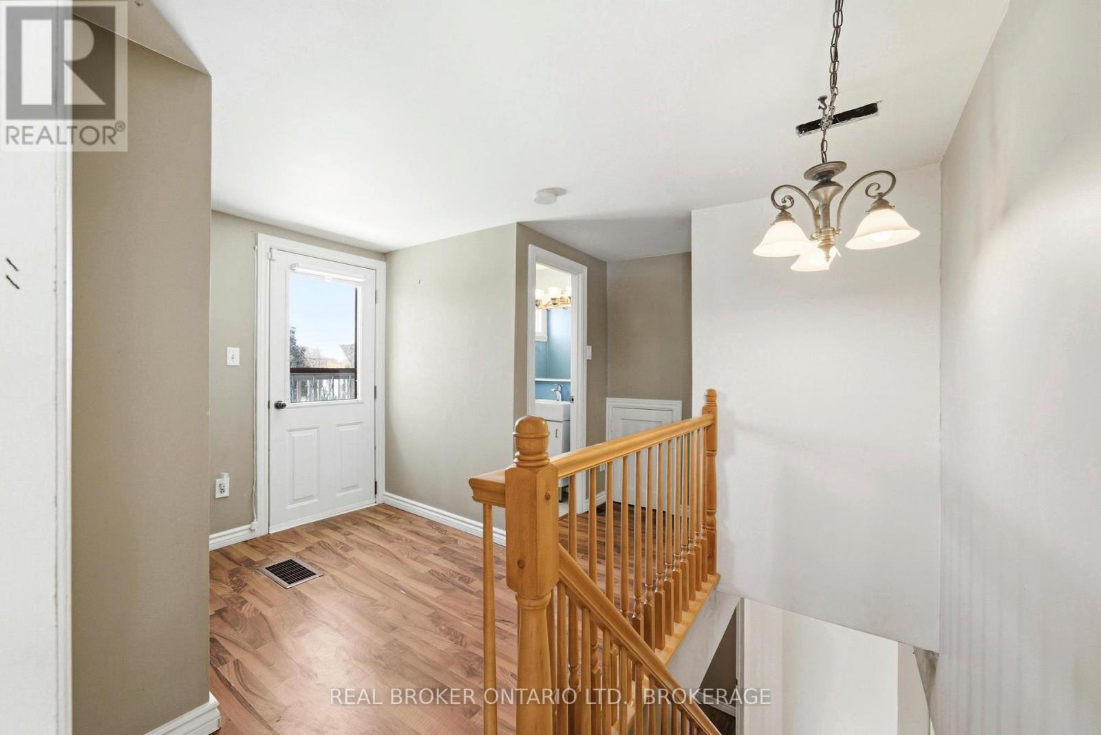 25 DUNBAR AVENUE - 14