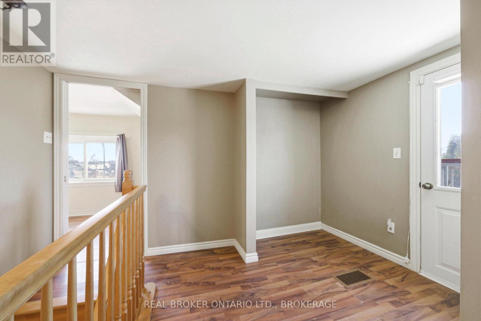 25 DUNBAR AVENUE - 15