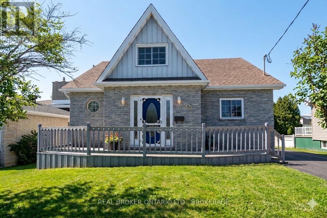 25 DUNBAR AVENUE - 1