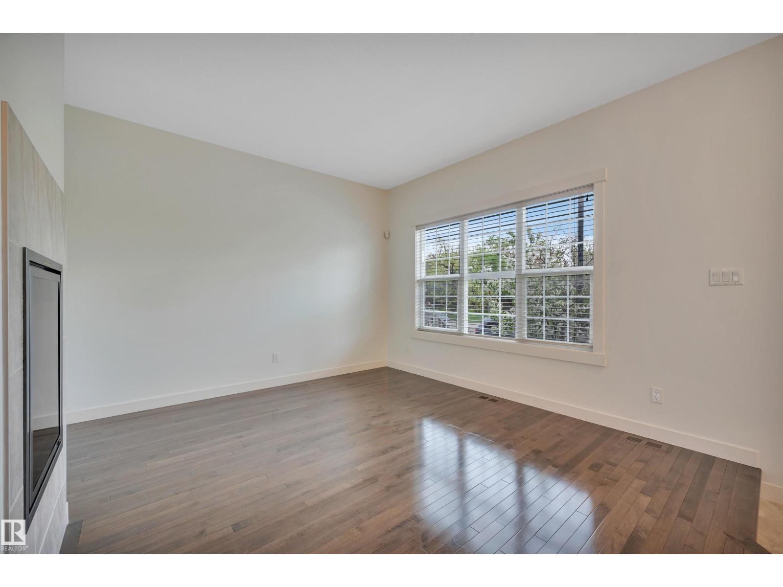 908 Valour WY NW — photo 8