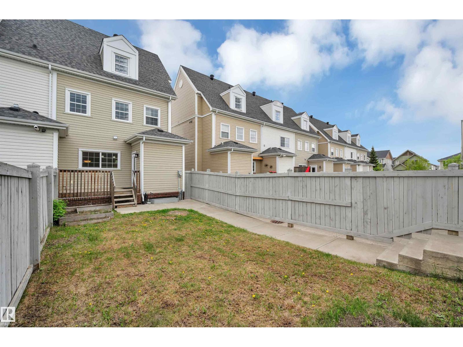908 Valour WY NW — photo 56
