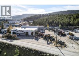 2015 W Trans Canada Highway, Kamloops, BC V1S1A7 Photo 9