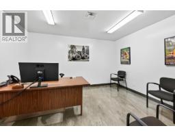 2015 W Trans Canada Highway, Kamloops, BC V1S1A7 Photo 66