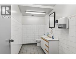 2015 W Trans Canada Highway, Kamloops, BC V1S1A7 Photo 28