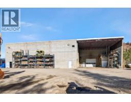 2015 W Trans Canada Highway, Kamloops, BC V1S1A7 Photo 48