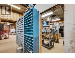 2015 W Trans Canada Highway, Kamloops, BC V1S1A7 Photo 80