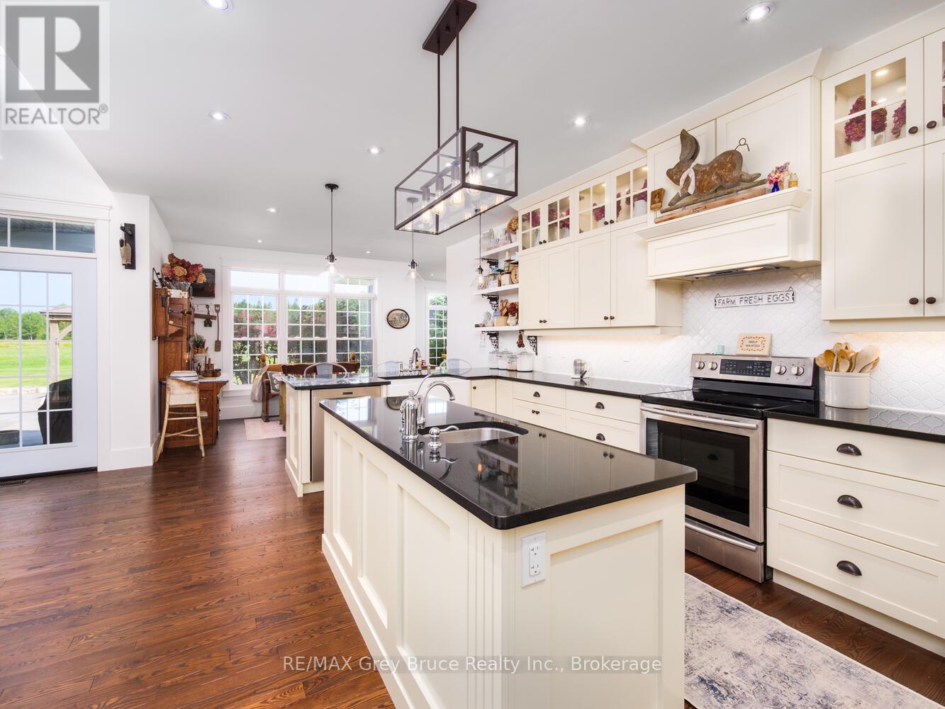 33 DUNKS BAY ROAD - Image 10
