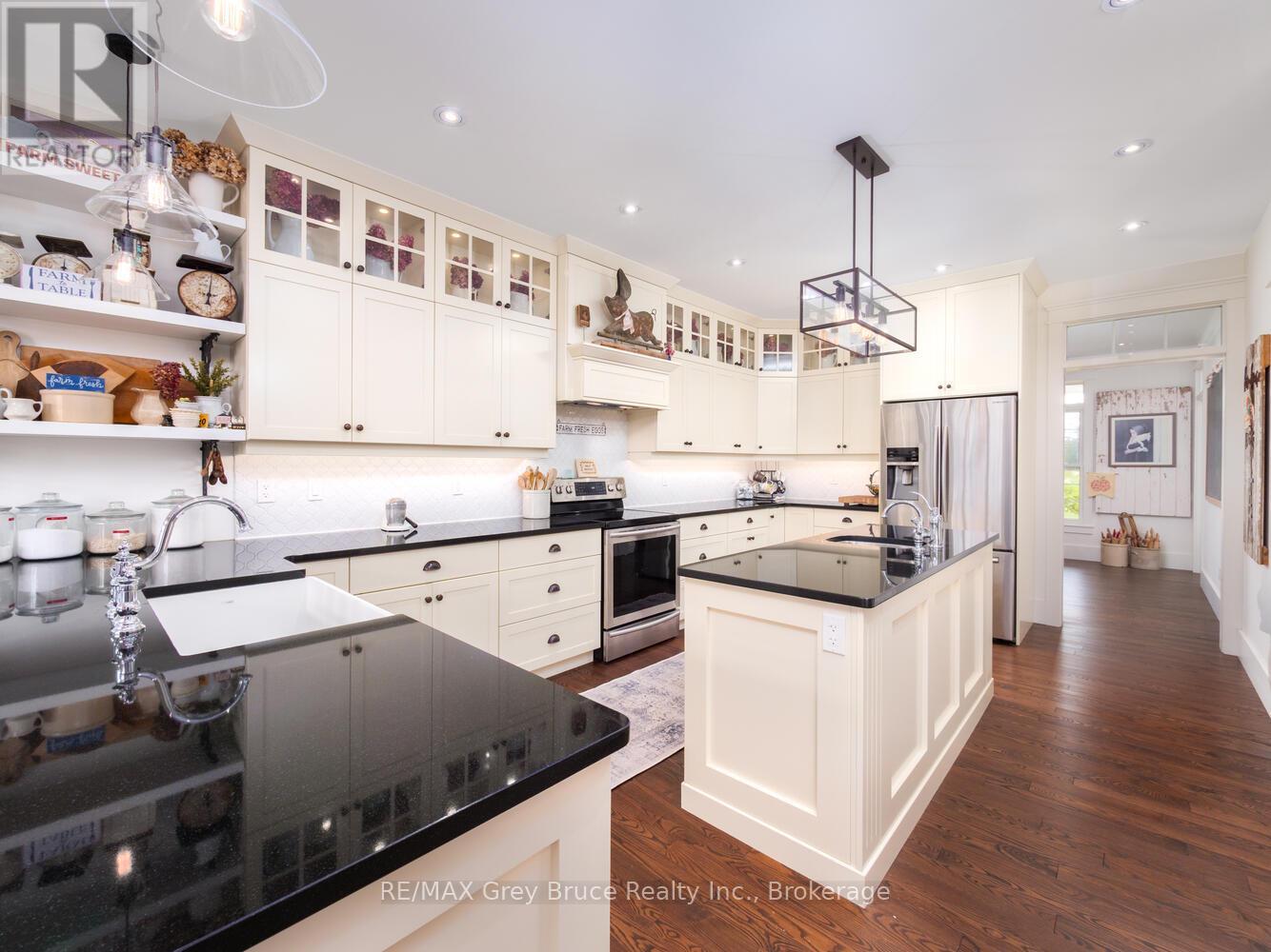33 DUNKS BAY ROAD - Image 9