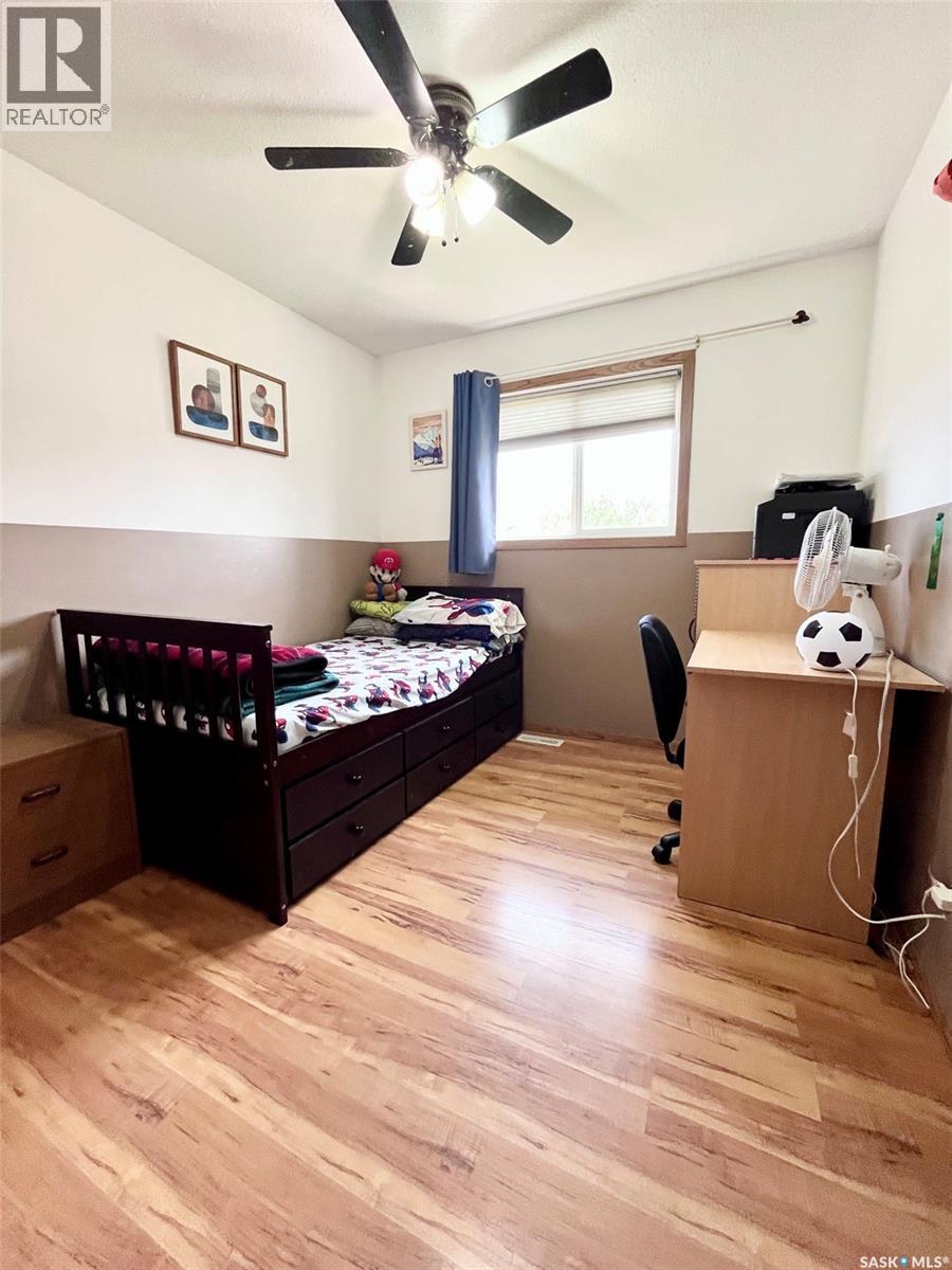 3150 3rd AVENUE E - 11