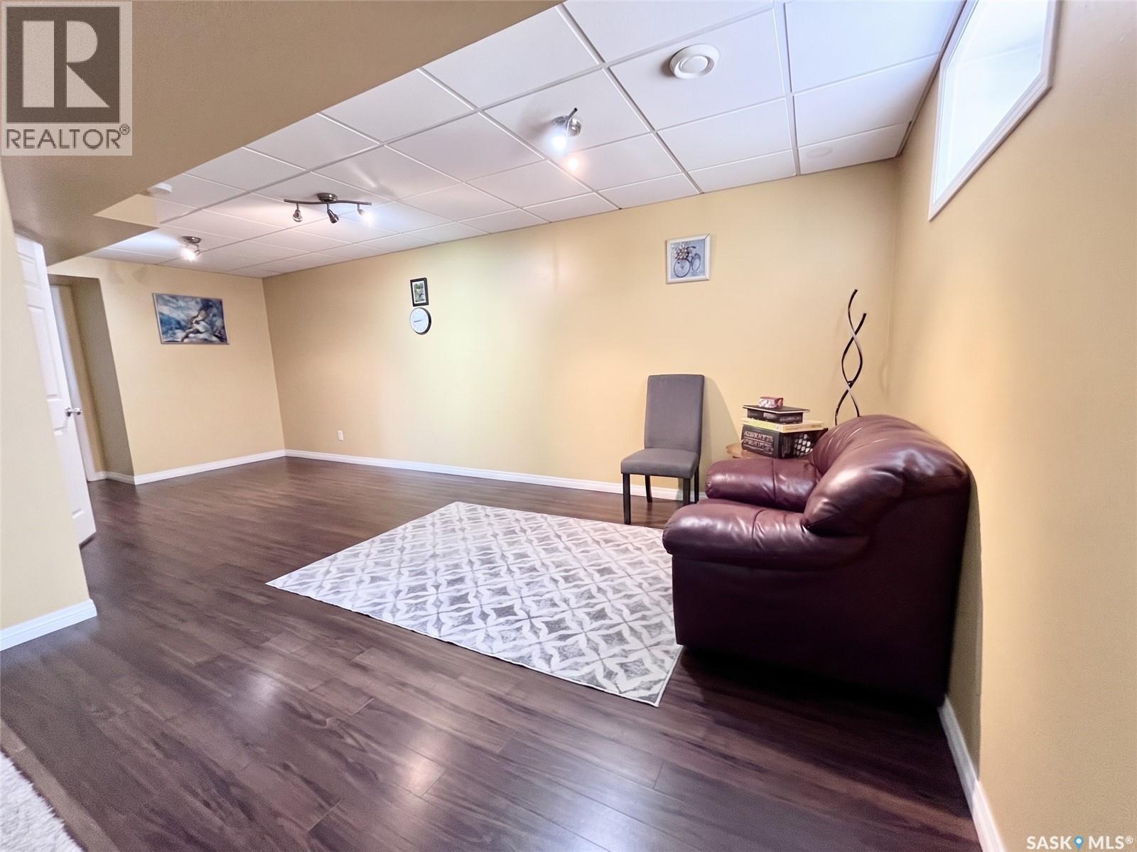 3150 3rd AVENUE E - 13