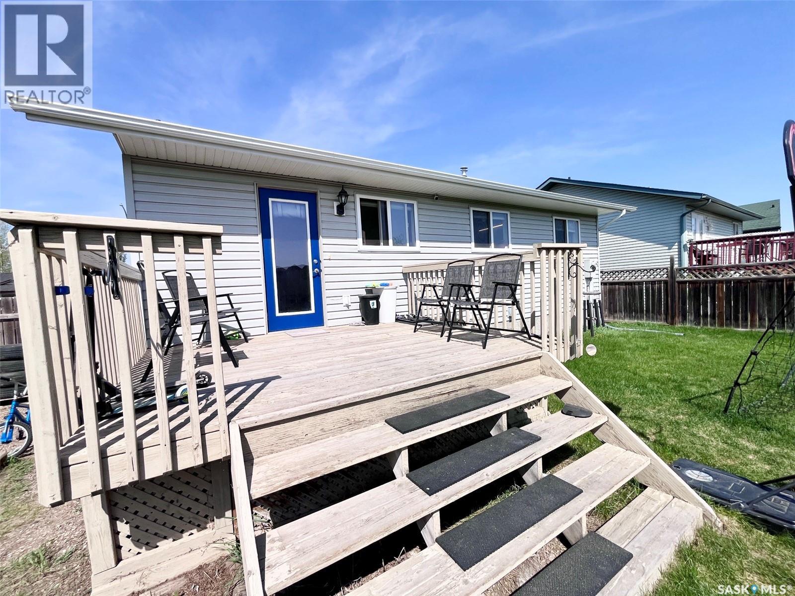 3150 3rd AVENUE E - 20