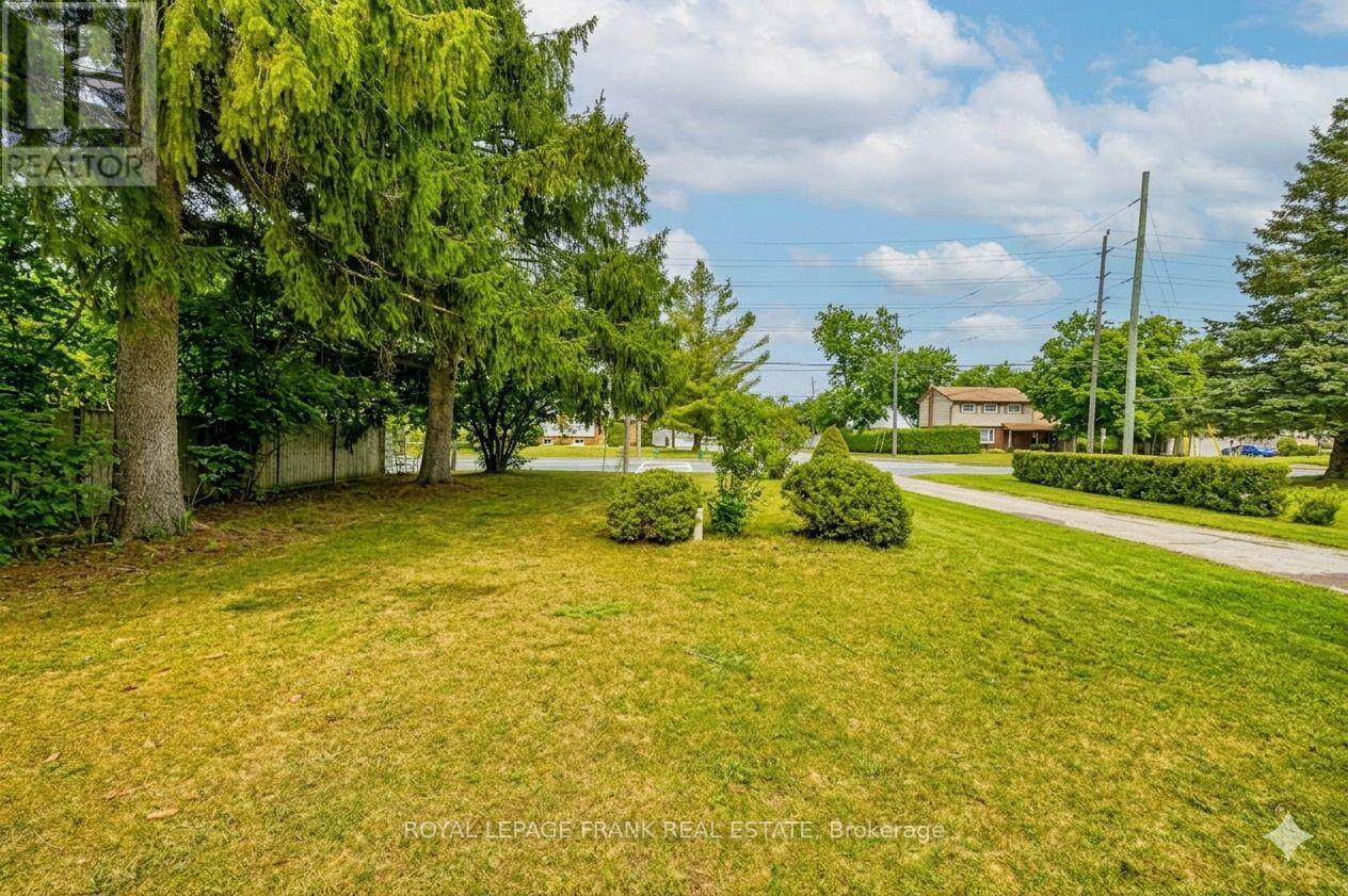 865 PARKHILL ROAD W - Image 3
