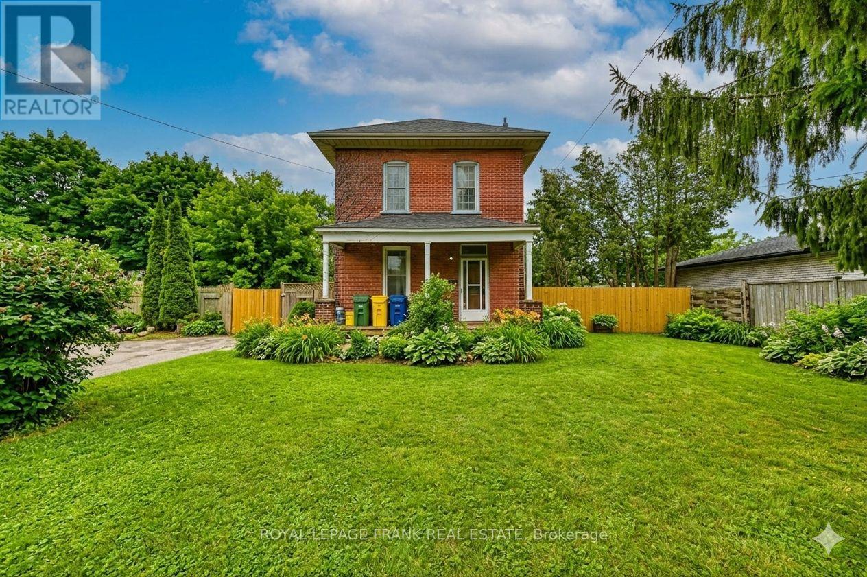 865 PARKHILL ROAD W - 2