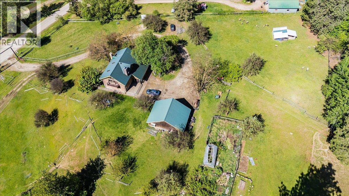 2960 UPPER SLOCAN PARK Road - 1