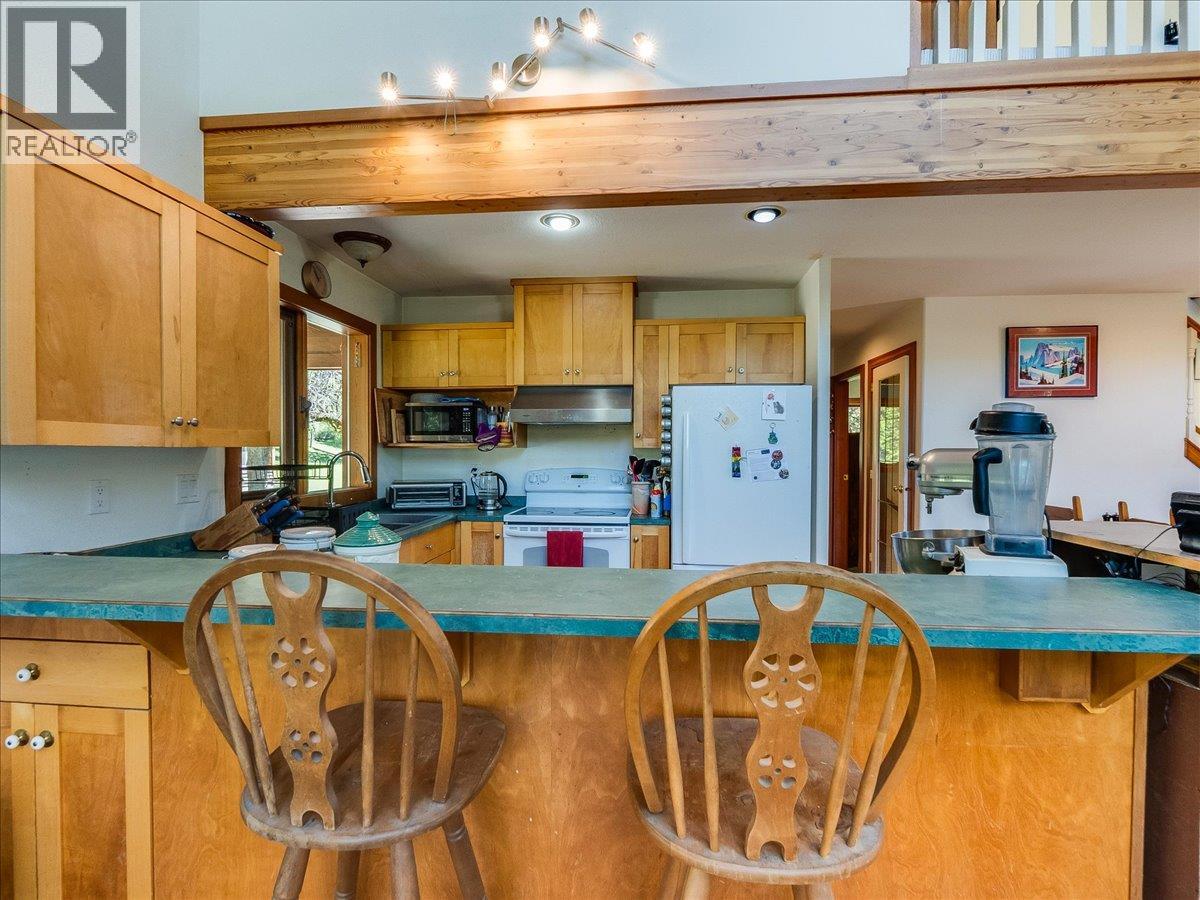 2960 UPPER SLOCAN PARK Road - 29