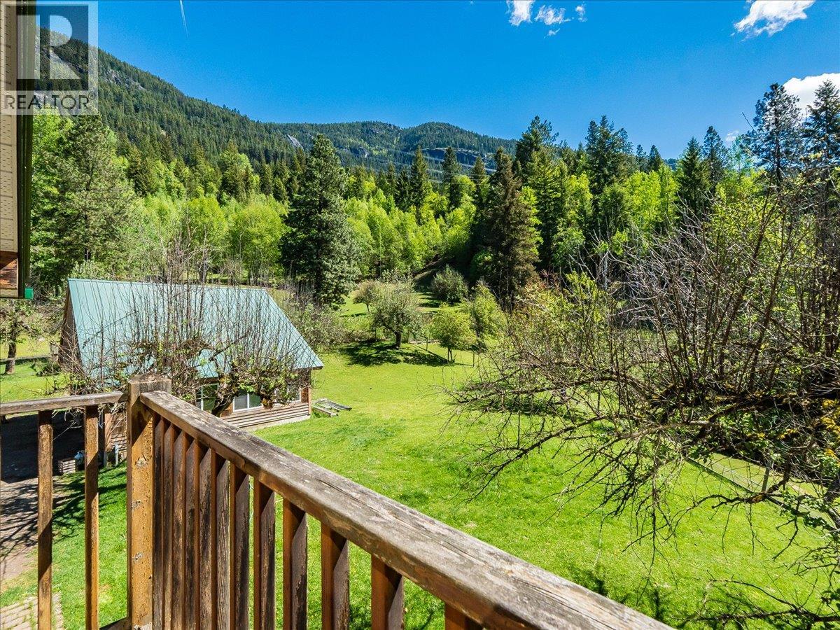 2960 UPPER SLOCAN PARK Road - 42