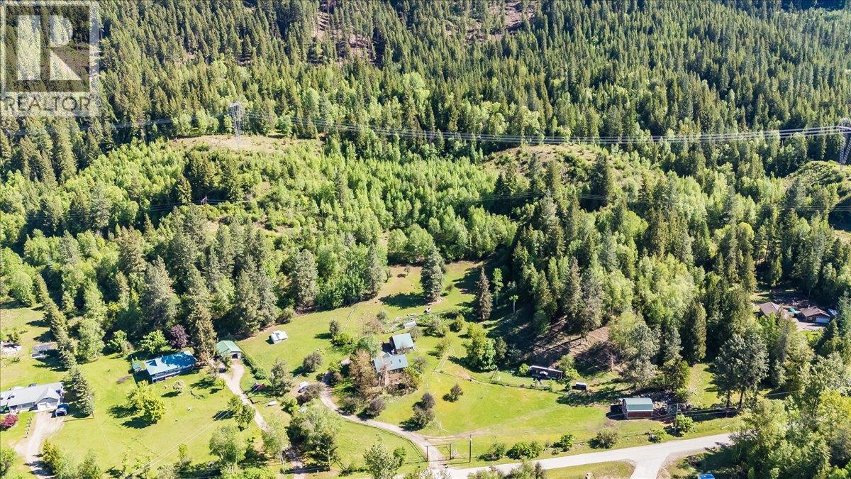 2960 UPPER SLOCAN PARK Road - 9