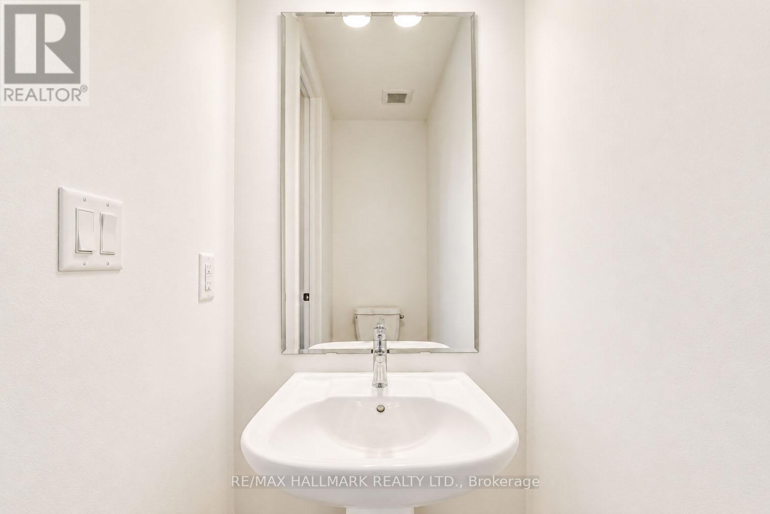 21 FOXLEY HEIGHTS - 16