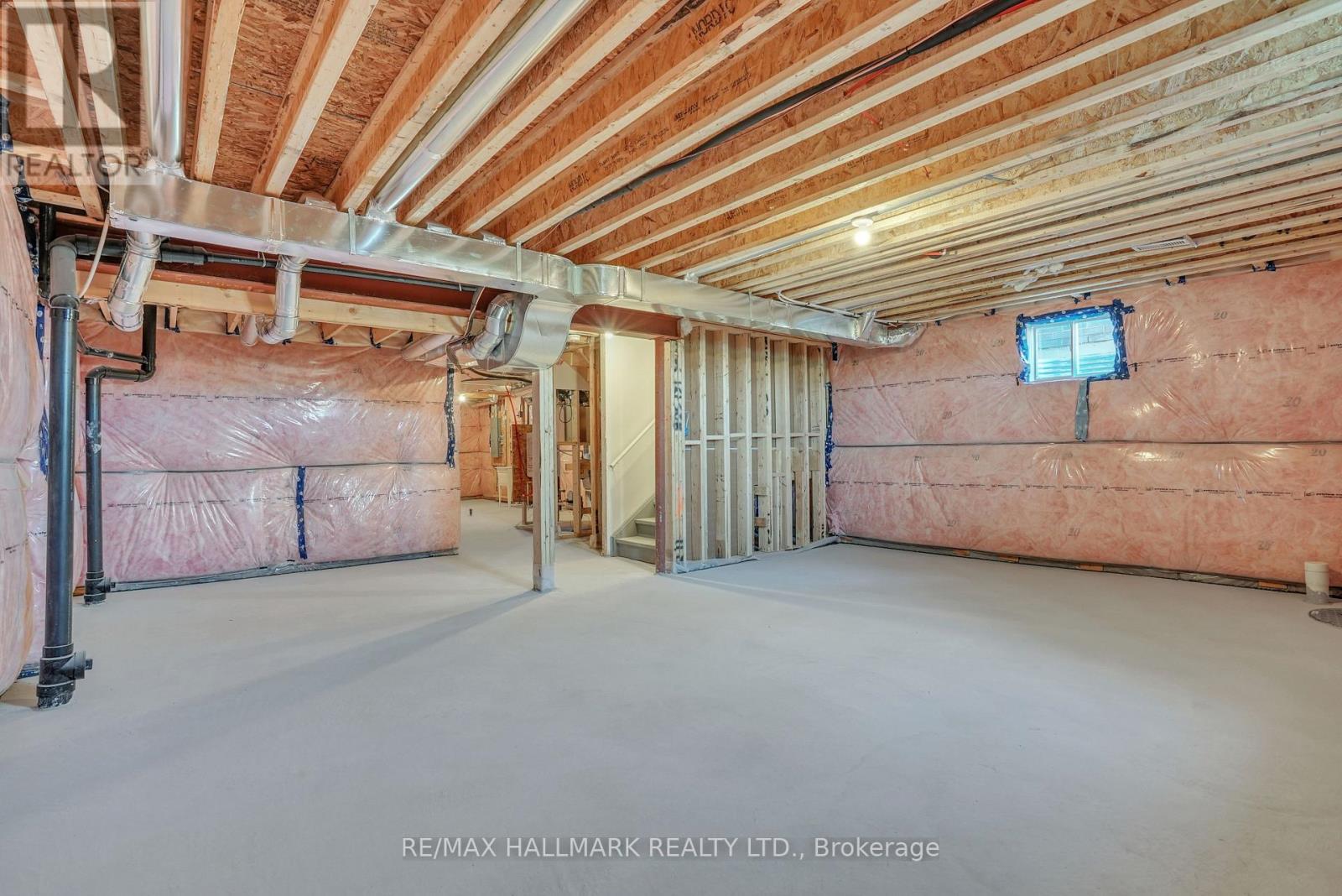 21 FOXLEY HEIGHTS - 31