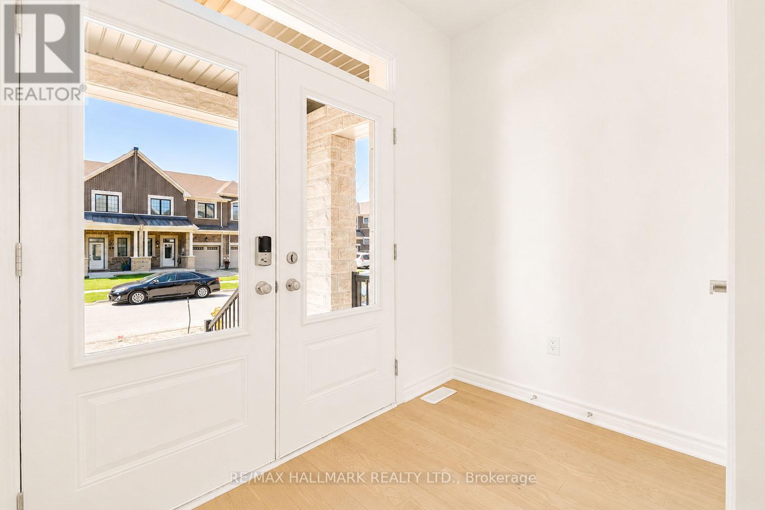 43 FOXLEY HEIGHTS - Image 3