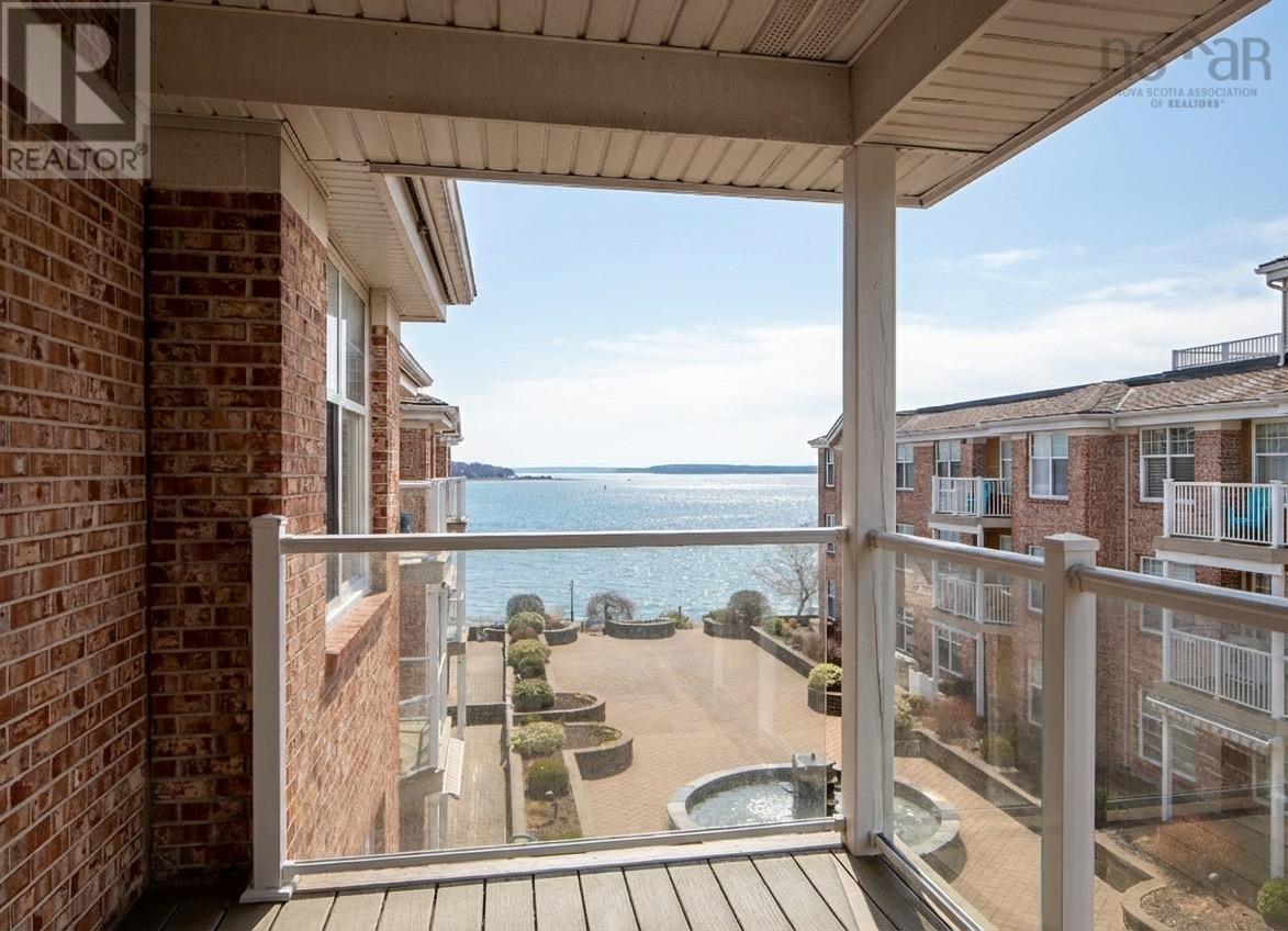 #302 30 Waterfront Drive - 9