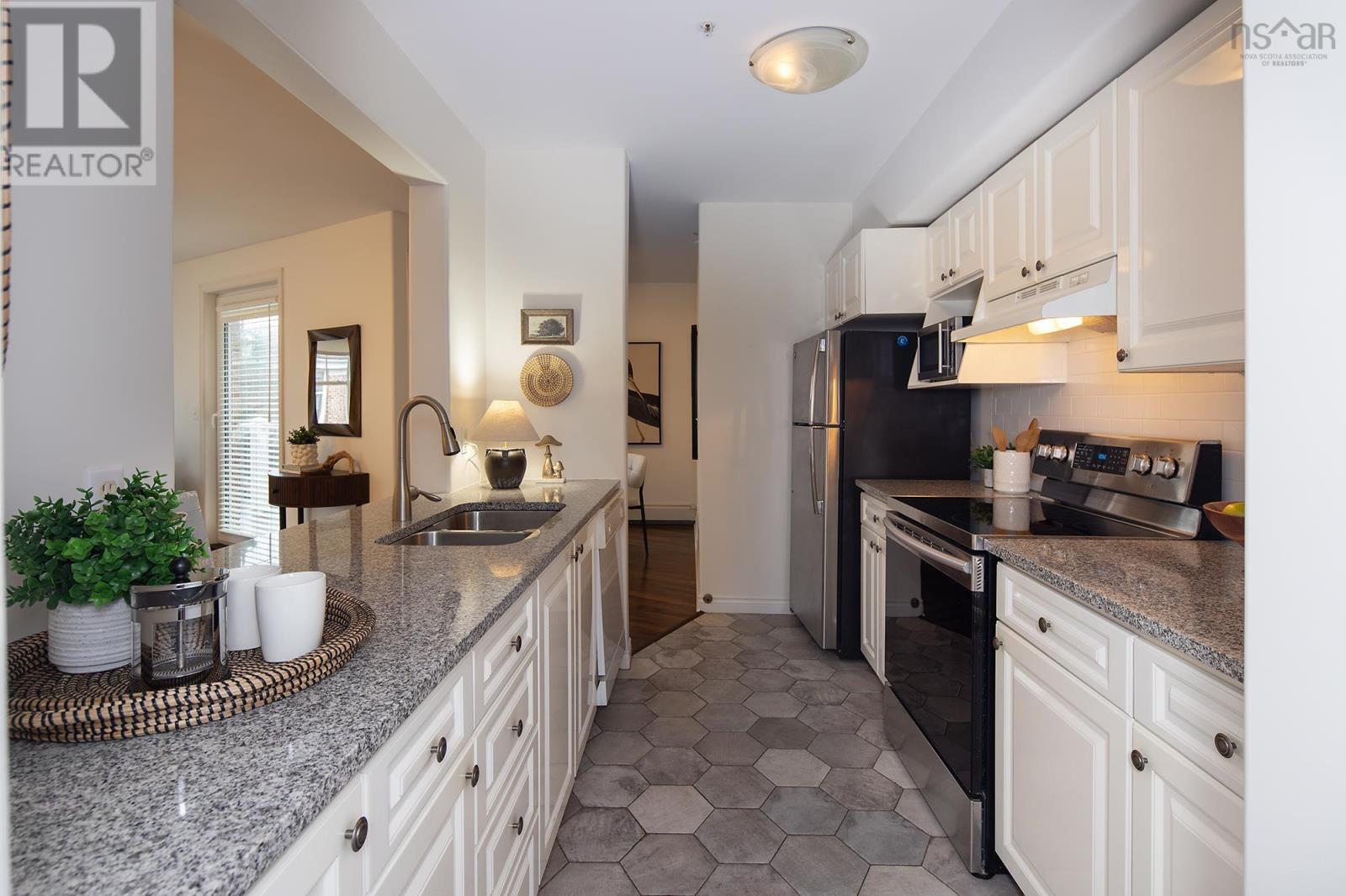 #302 30 Waterfront Drive - 21
