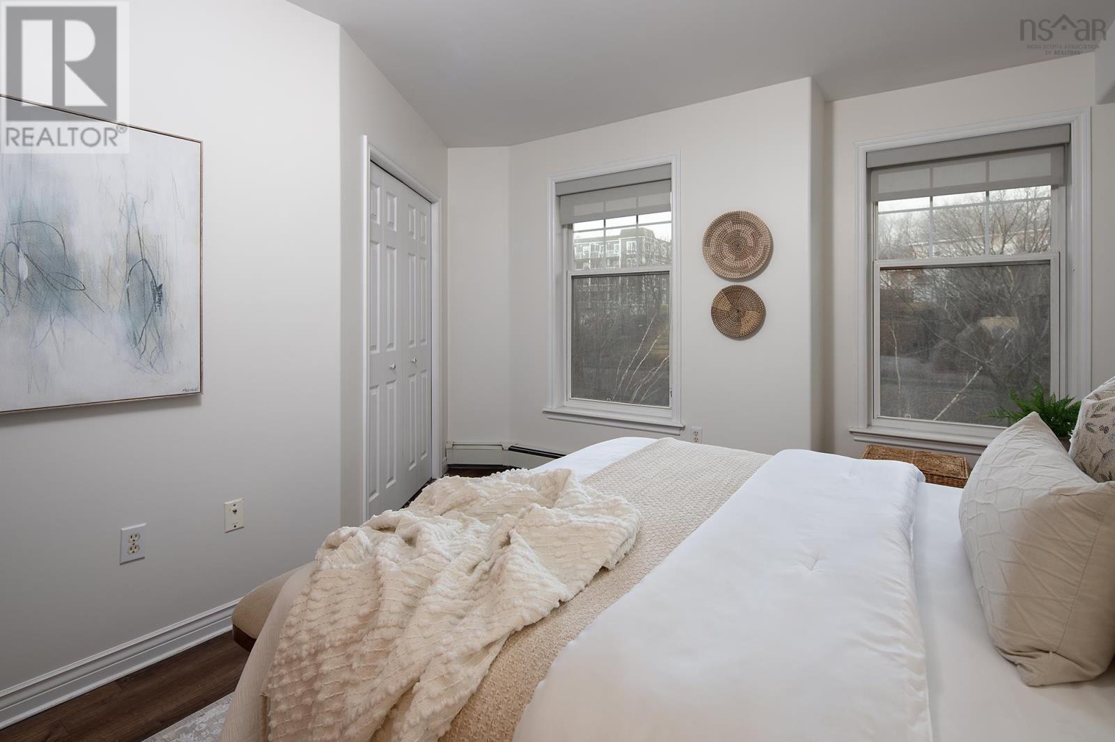 #302 30 Waterfront Drive - 30