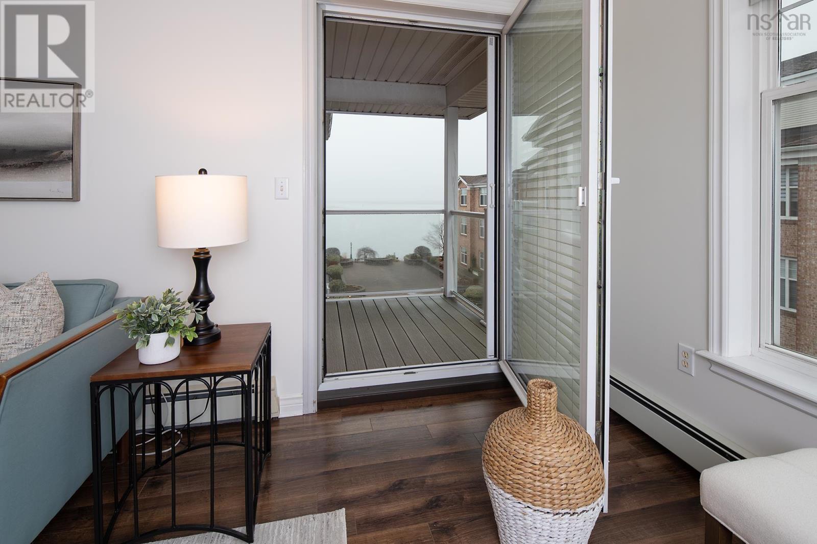 #302 30 Waterfront Drive - 8
