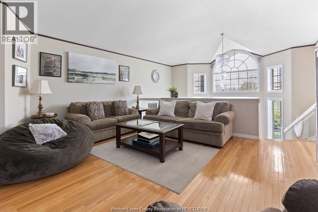 330 REAUME ROAD - 6