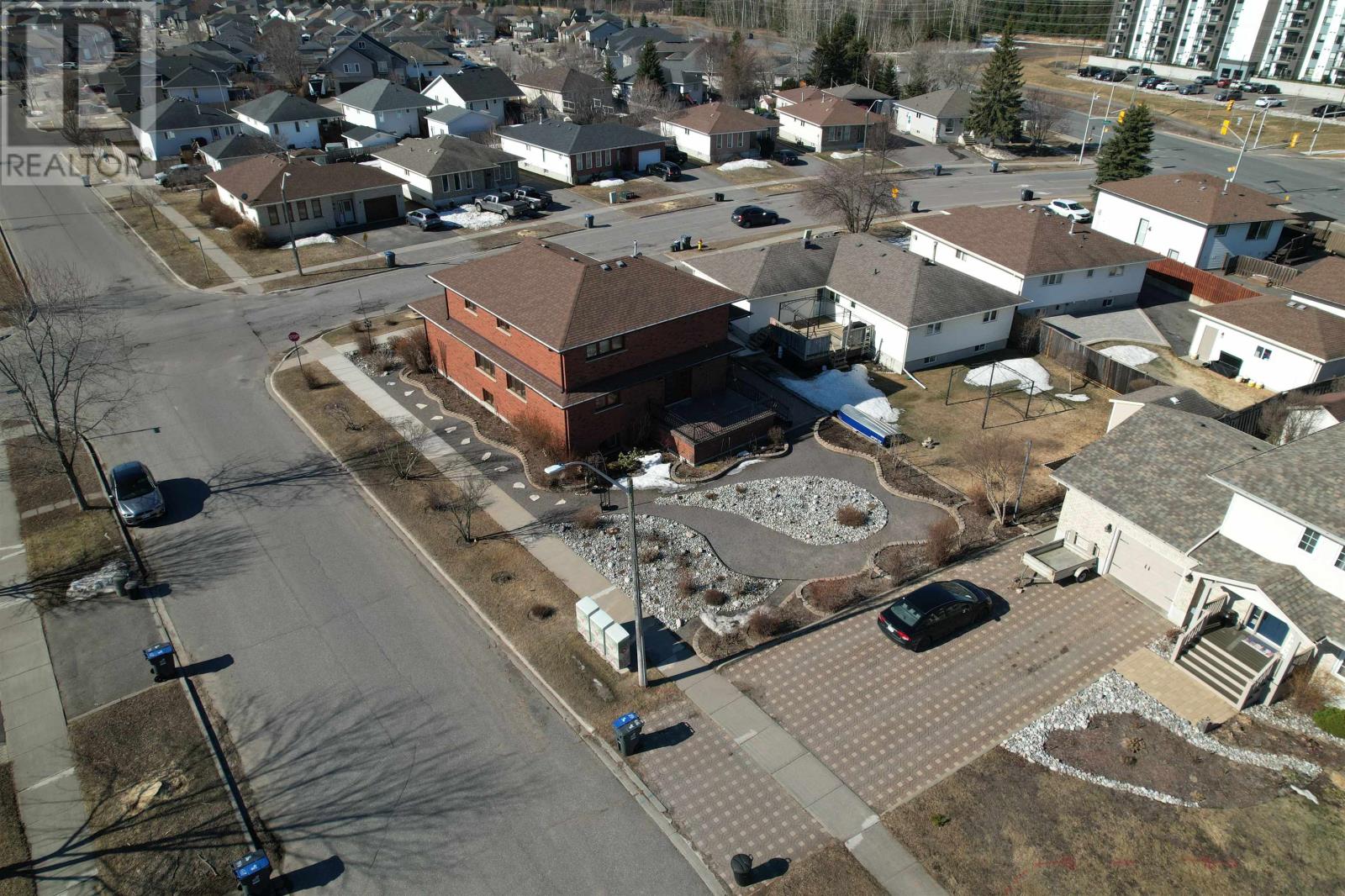405 Riviera DR - 31