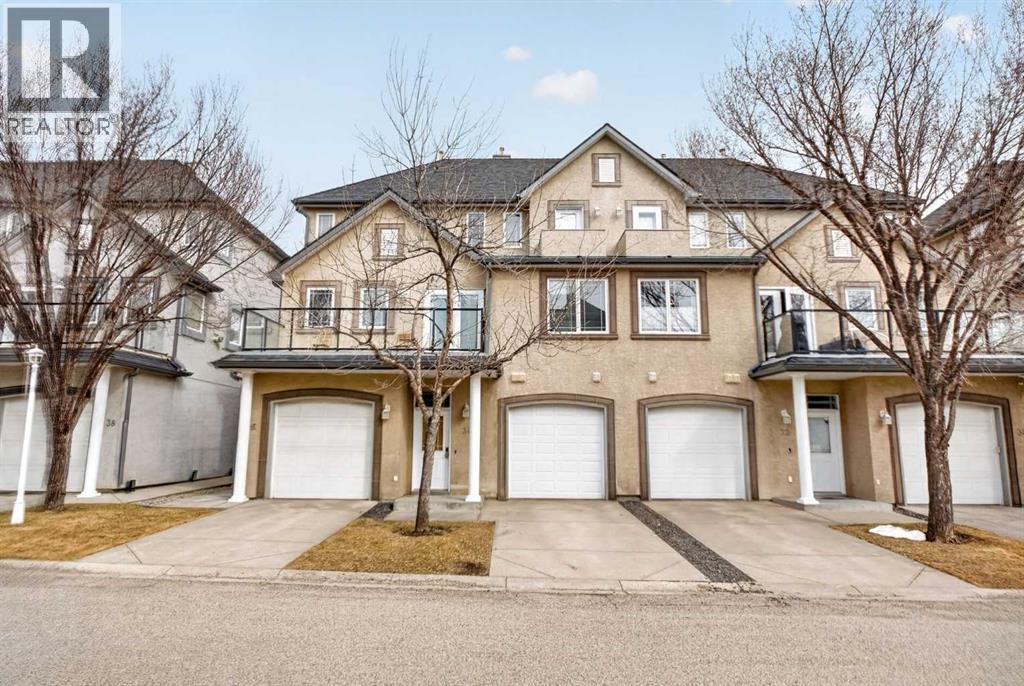 34 Simcoe Place SW - Image 3