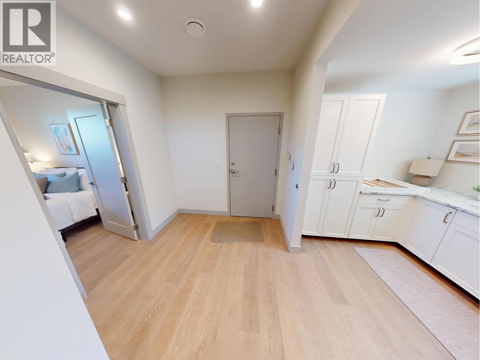2530 FORD ROAD - 15