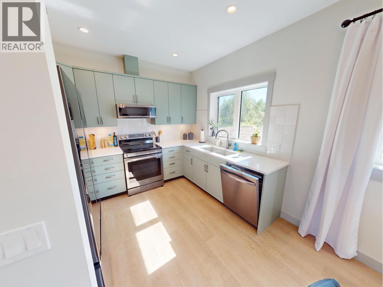 2530 FORD ROAD - 25