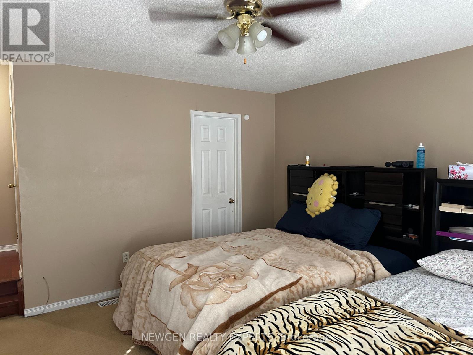 107 ROLLINGWOOD DRIVE - 13