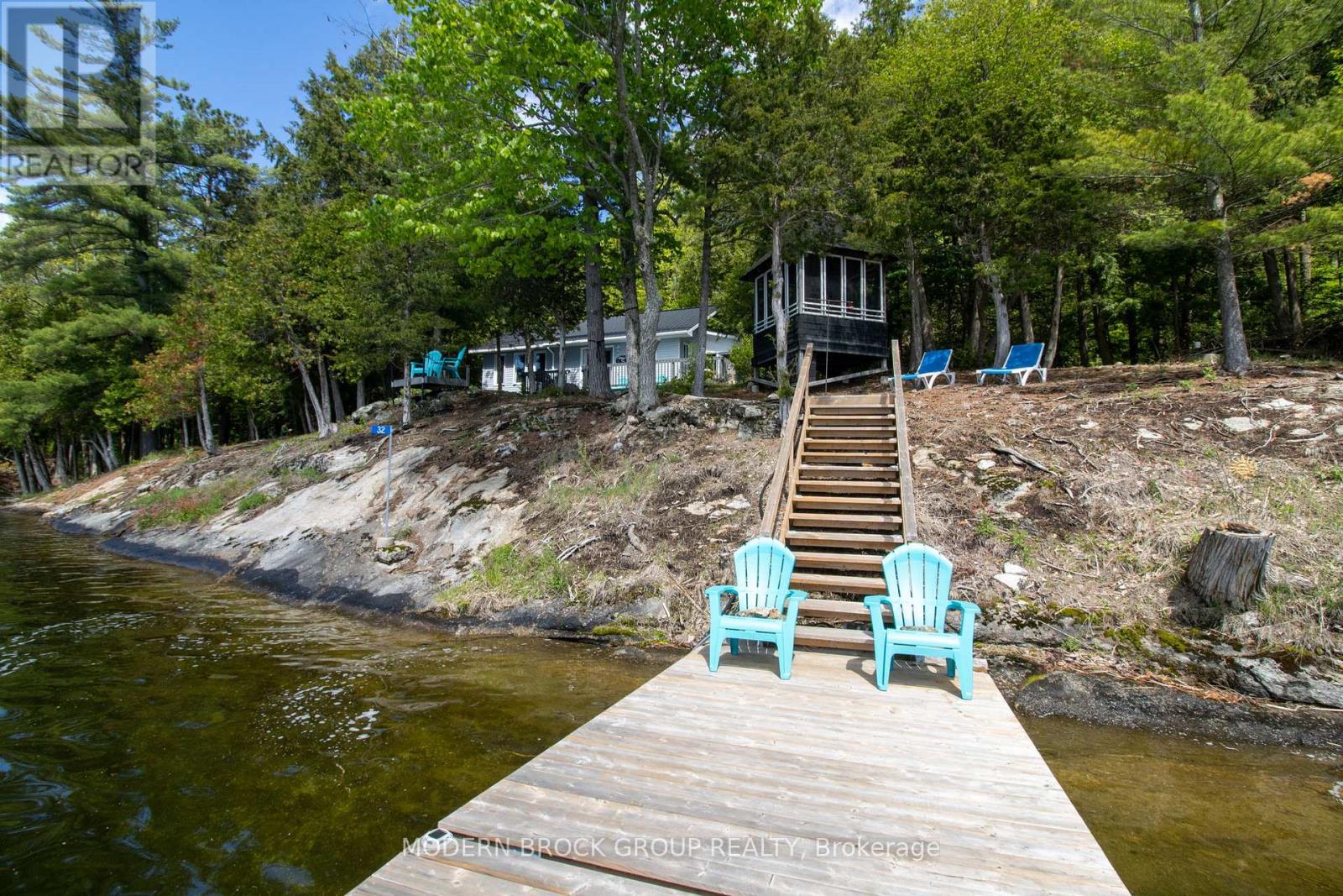 32 BUCK ISLAND - 10