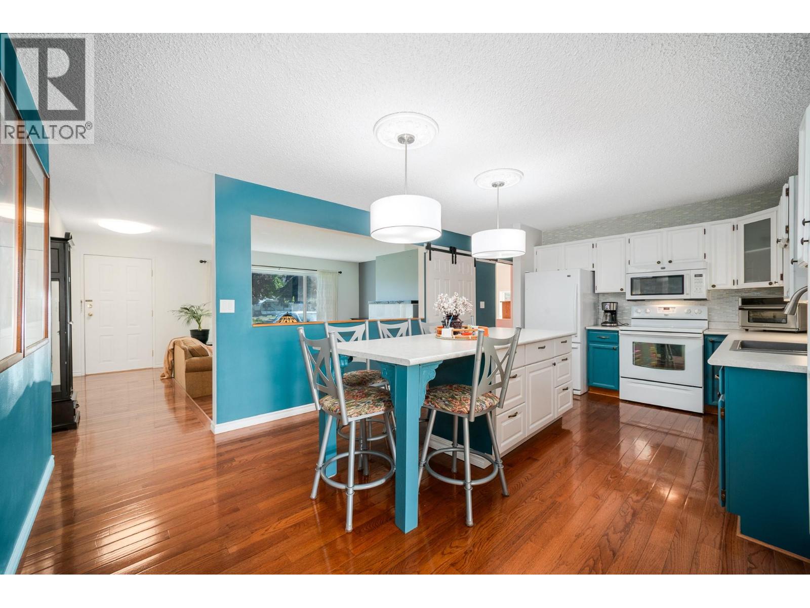 350 Perth Road, Kelowna