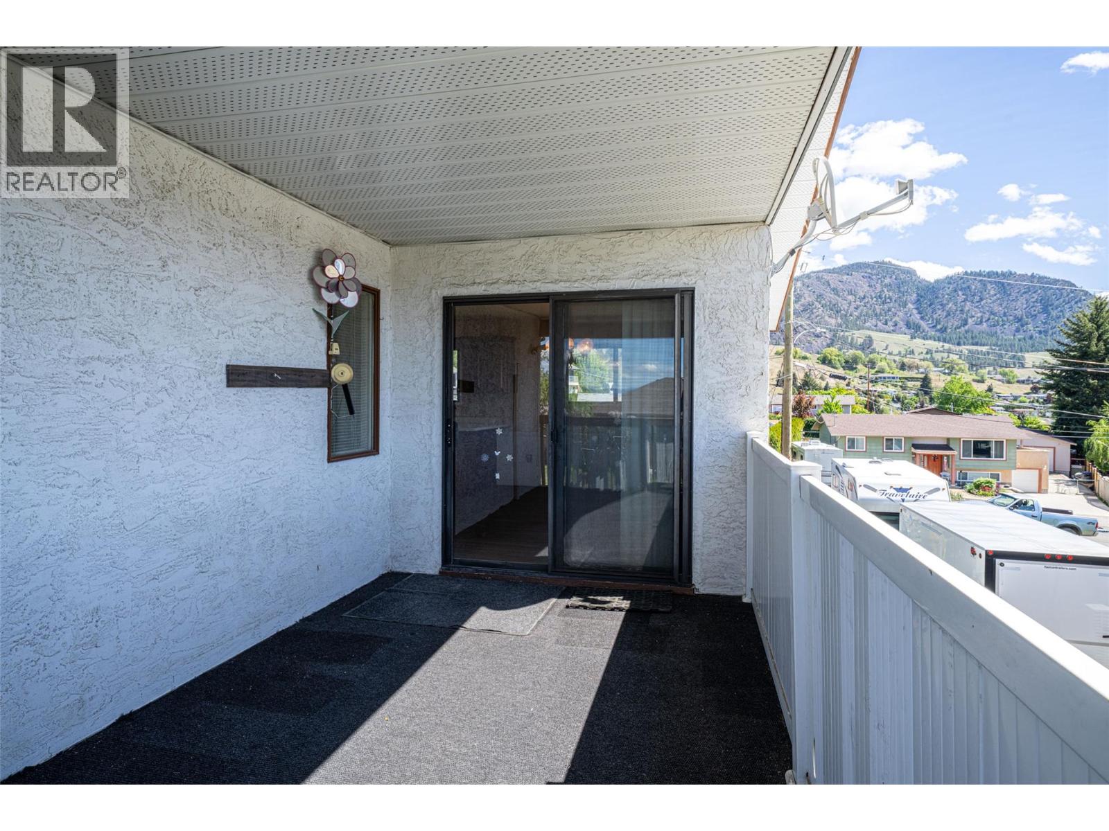 1272 St Clare Court - 19