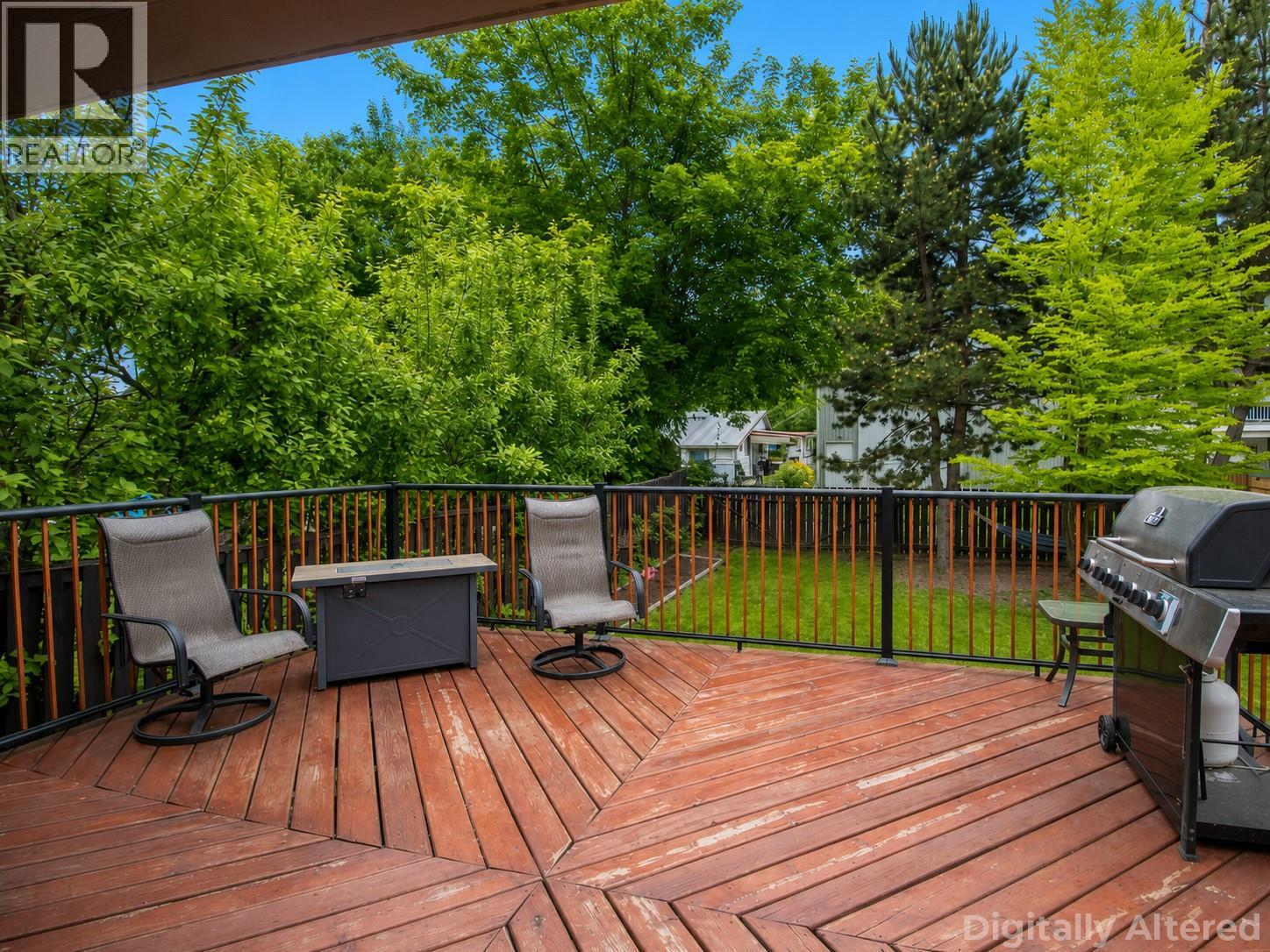 7310 51 Street NE - 10